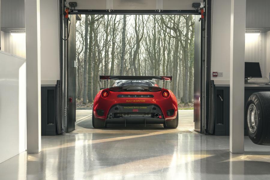  Lotus Evora GT4 Concept 2019 года  (фото 27 из 30)